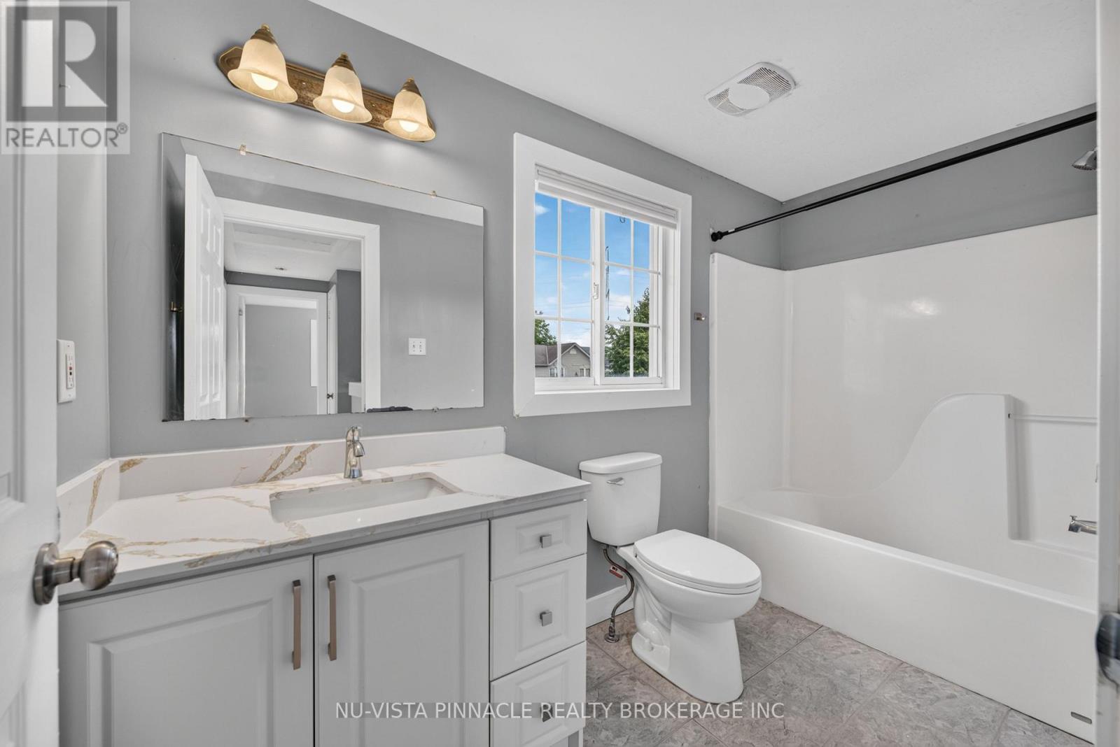 282 FLEMING DRIVE - 22