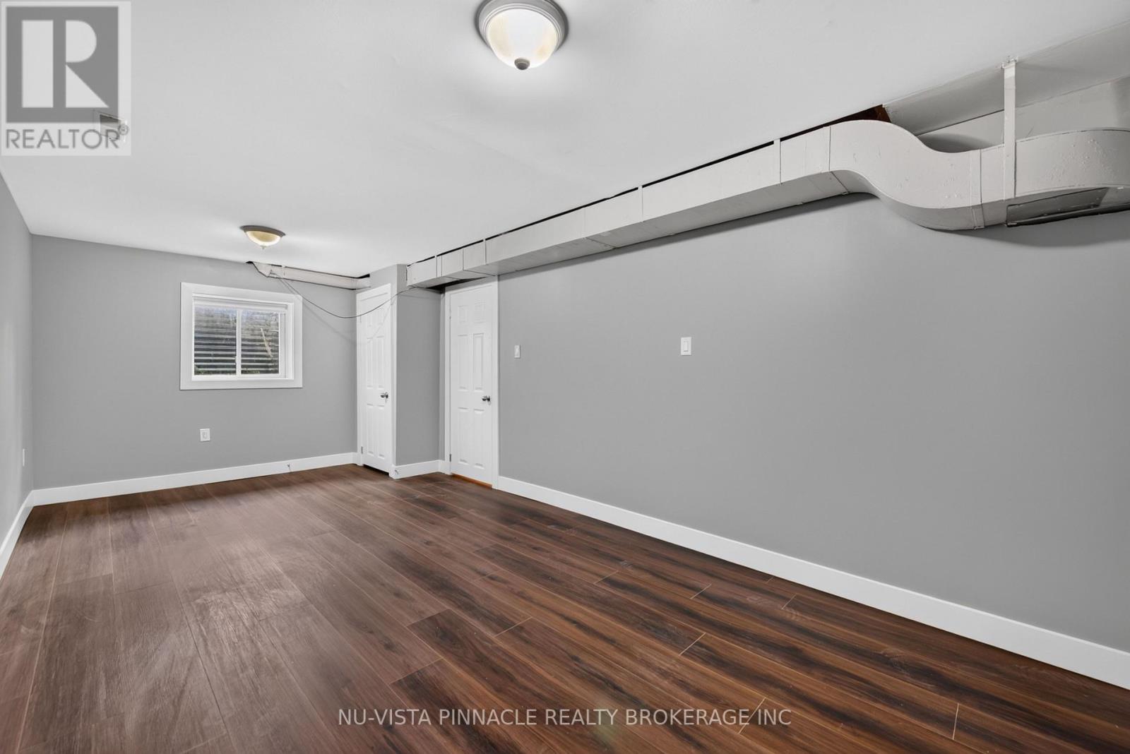 282 FLEMING DRIVE - 34