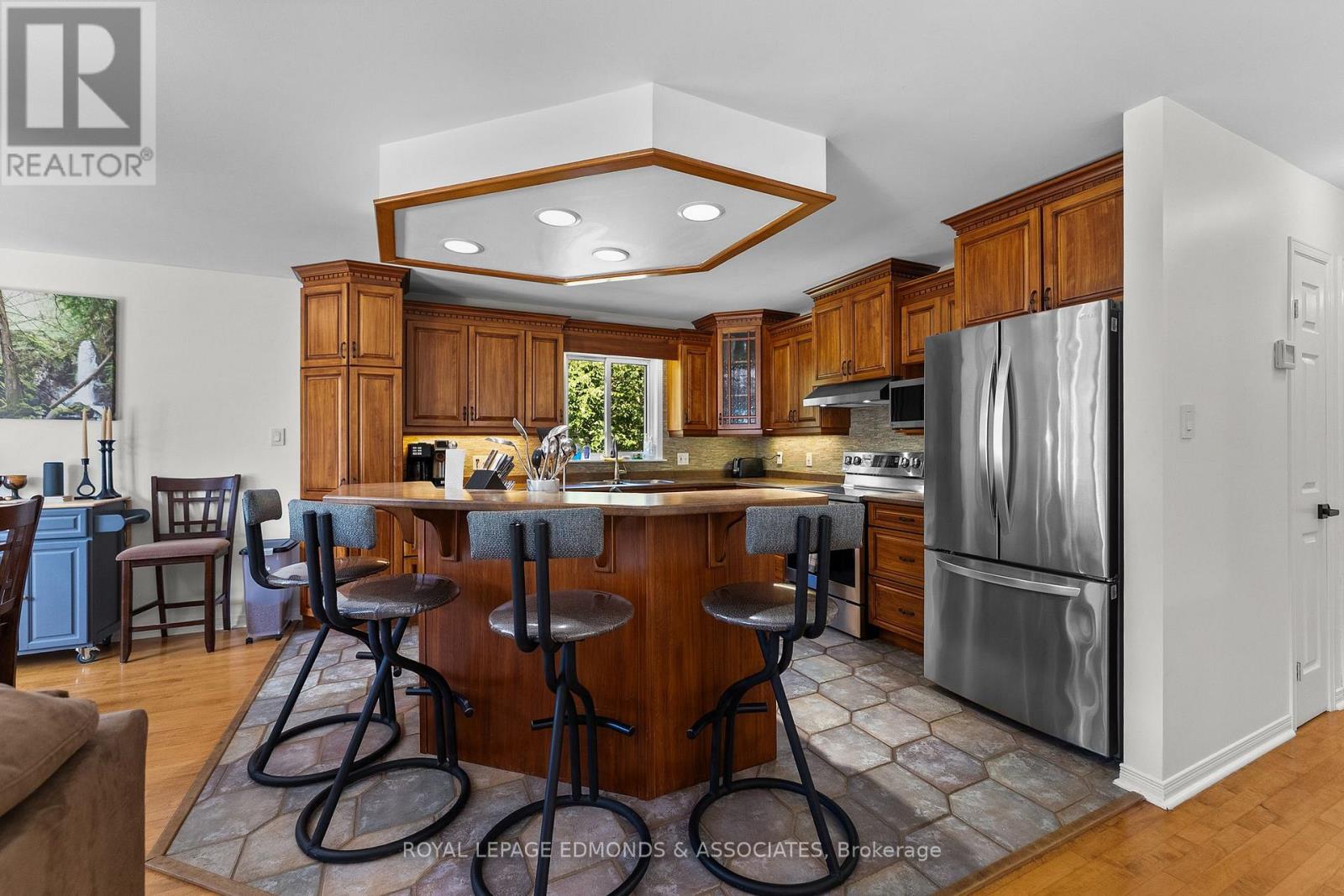 36 FERN ROAD - 10