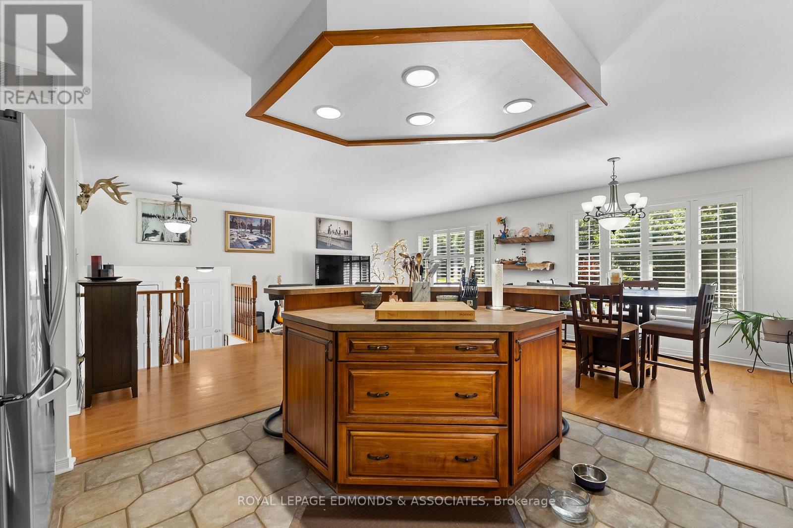 36 FERN ROAD - 13