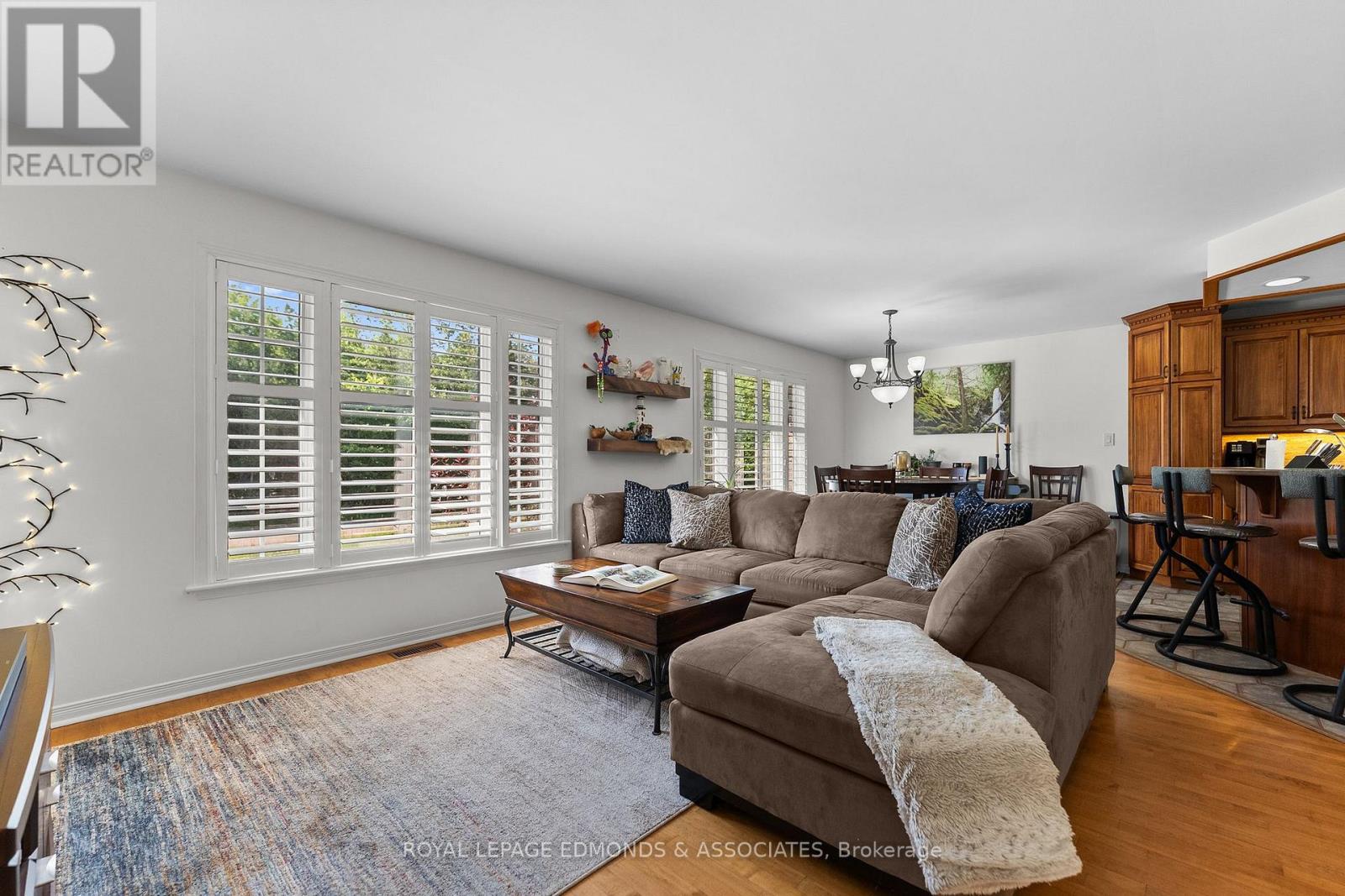 36 FERN ROAD - 14