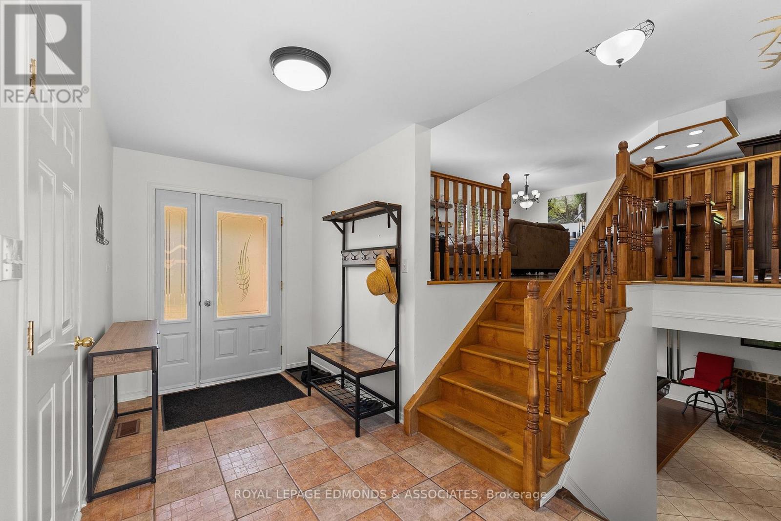 36 FERN ROAD - 23