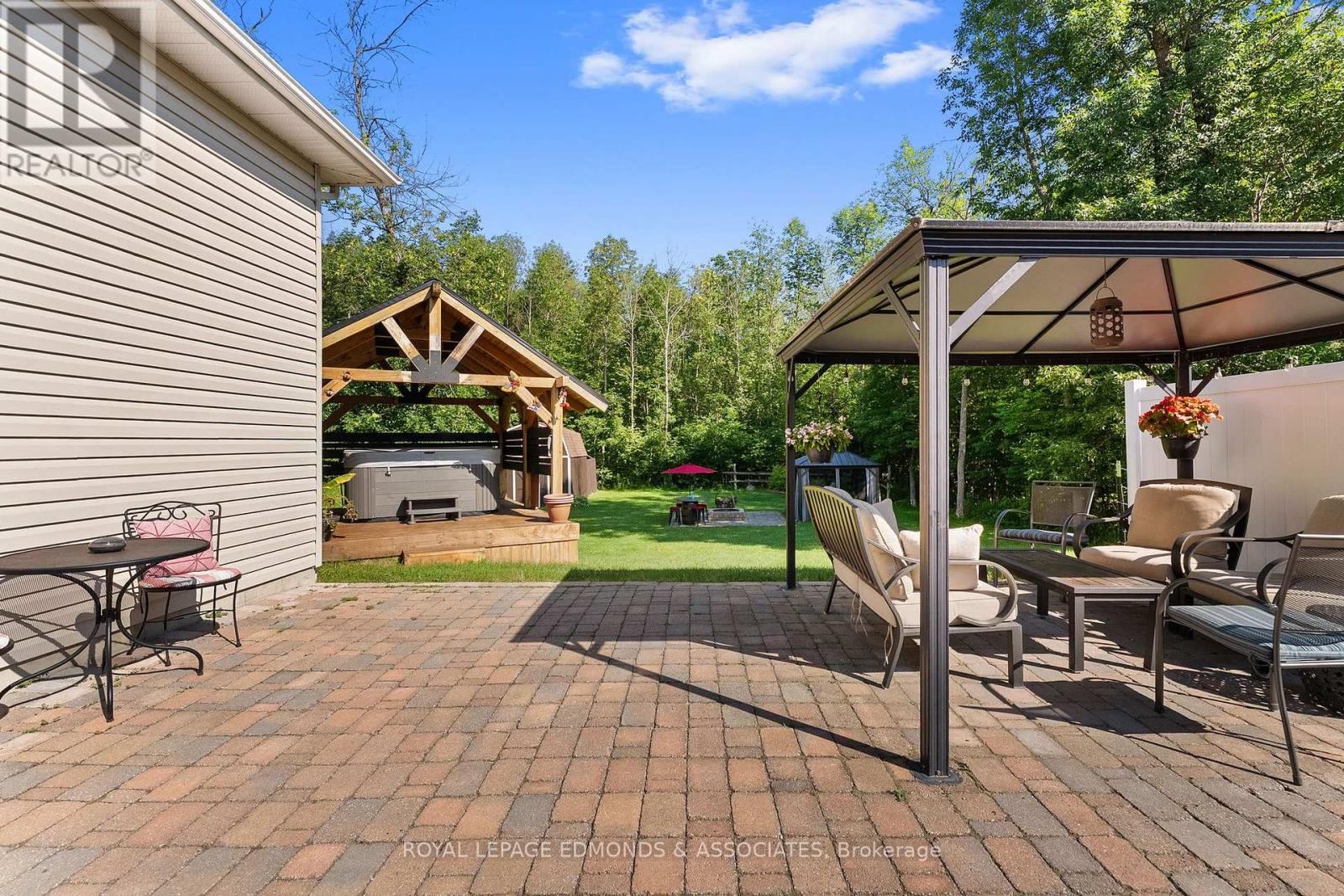 36 FERN ROAD - 34