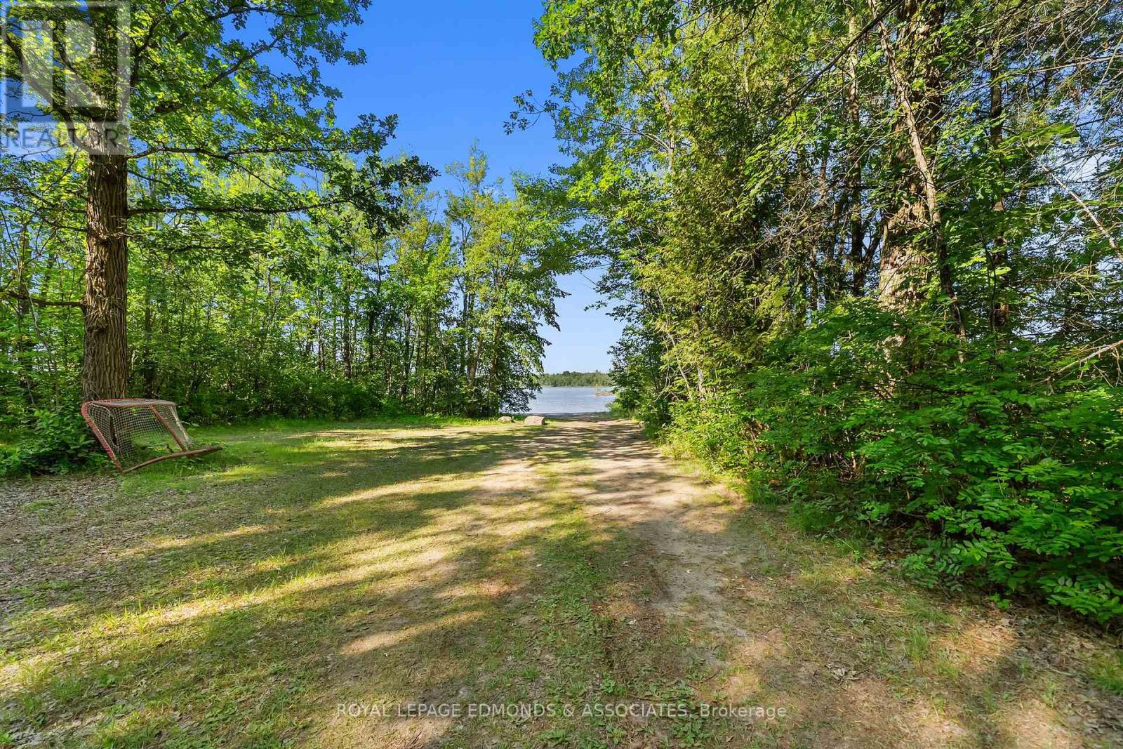 36 FERN ROAD - 39