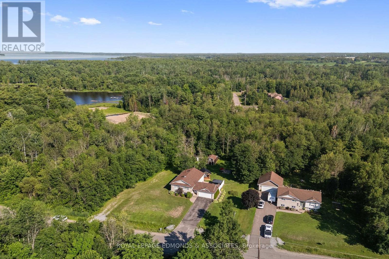 36 FERN ROAD - 41