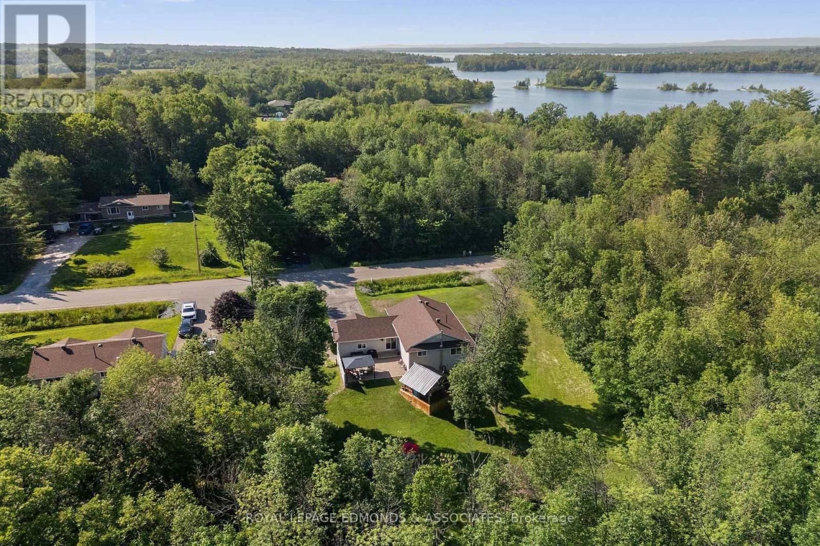 36 FERN ROAD - 6