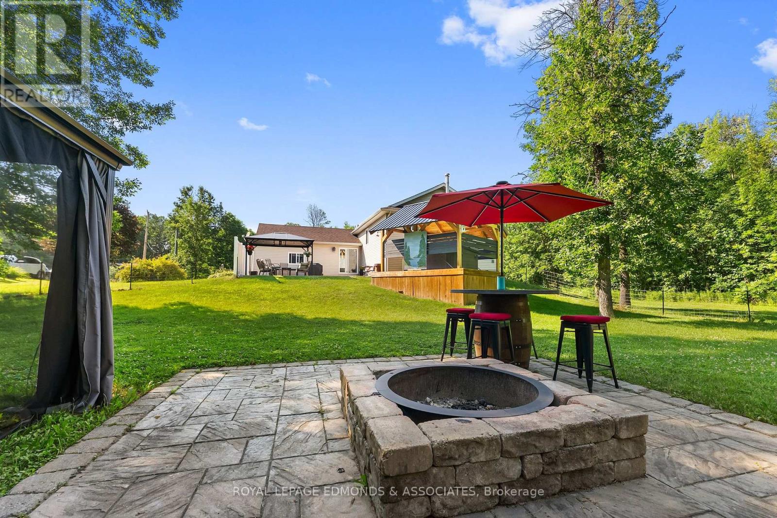 36 FERN ROAD - 7