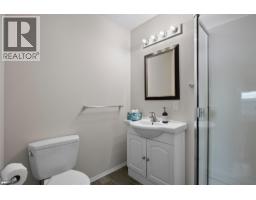 Kitchen - 1748 North River Drive, Kamloops, BC V2B7N7 Photo 13