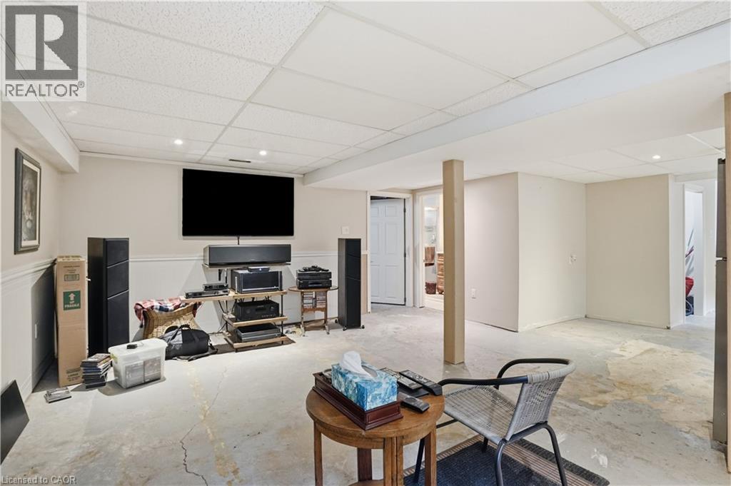 272 ADELINE Avenue - 28