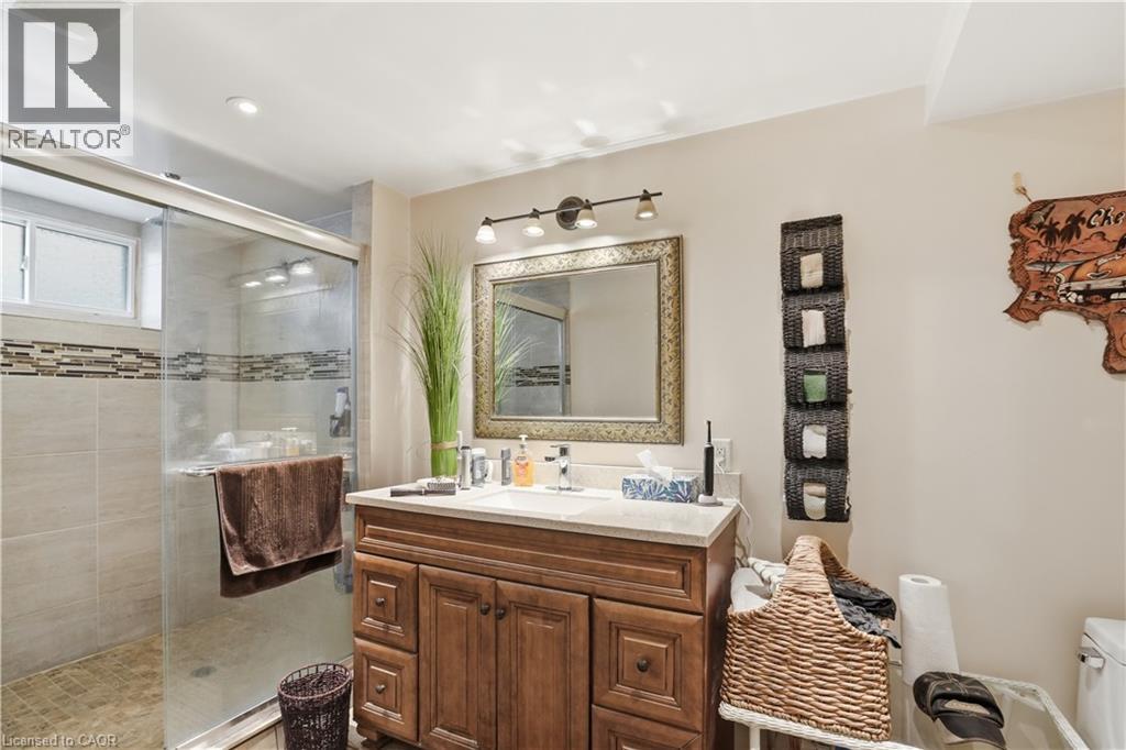 272 ADELINE Avenue - 31