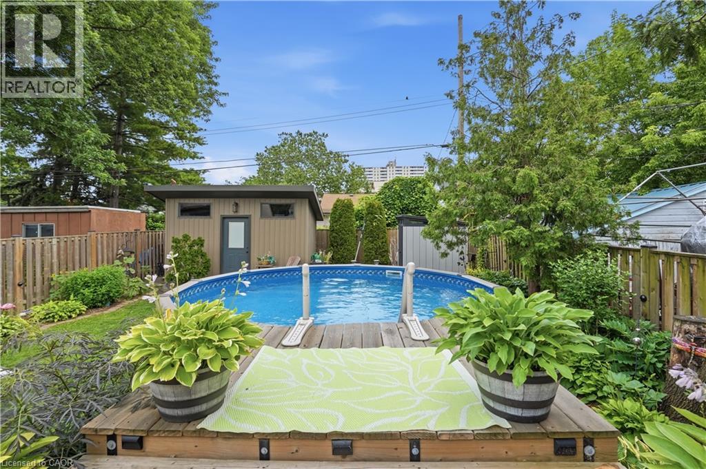 272 ADELINE Avenue - Image 41