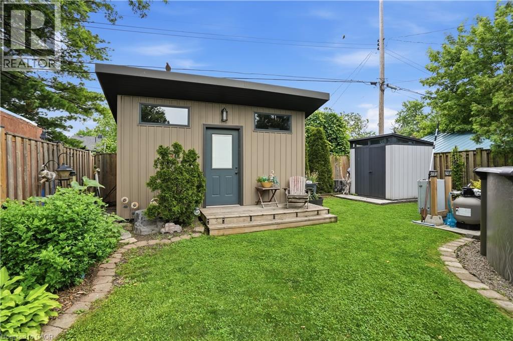 272 ADELINE Avenue - 42