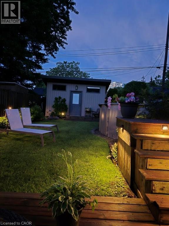 272 ADELINE Avenue - 50