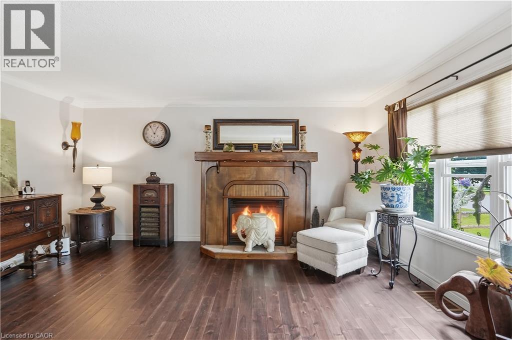 272 ADELINE Avenue - 8