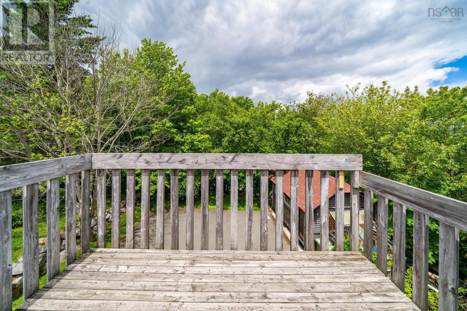 15 Idlewylde Road - 25