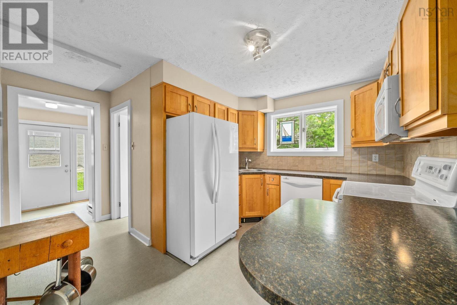 15 Idlewylde Road - 14
