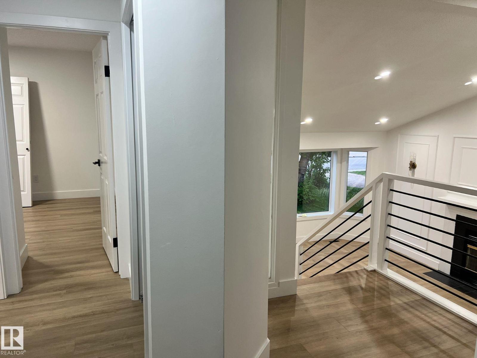 3320 43 ST NW - 17
