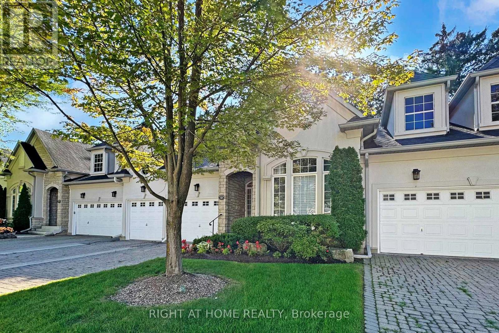 9 ARLINGTON WAY - 1