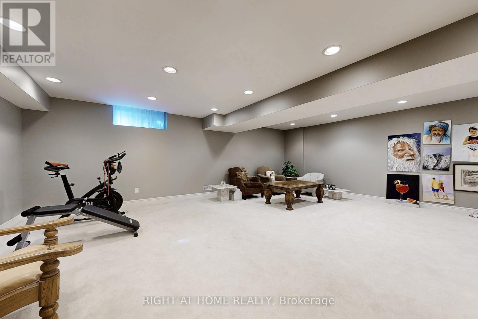 9 ARLINGTON WAY - 29