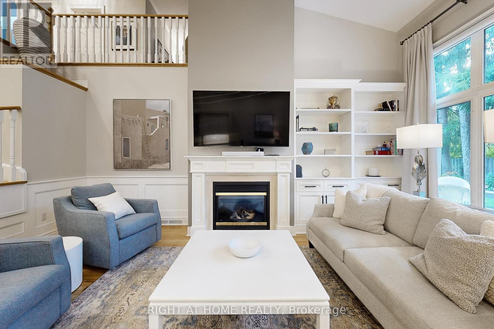 9 ARLINGTON WAY - 3