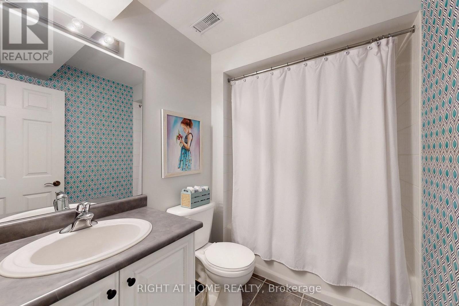 9 ARLINGTON WAY - 33