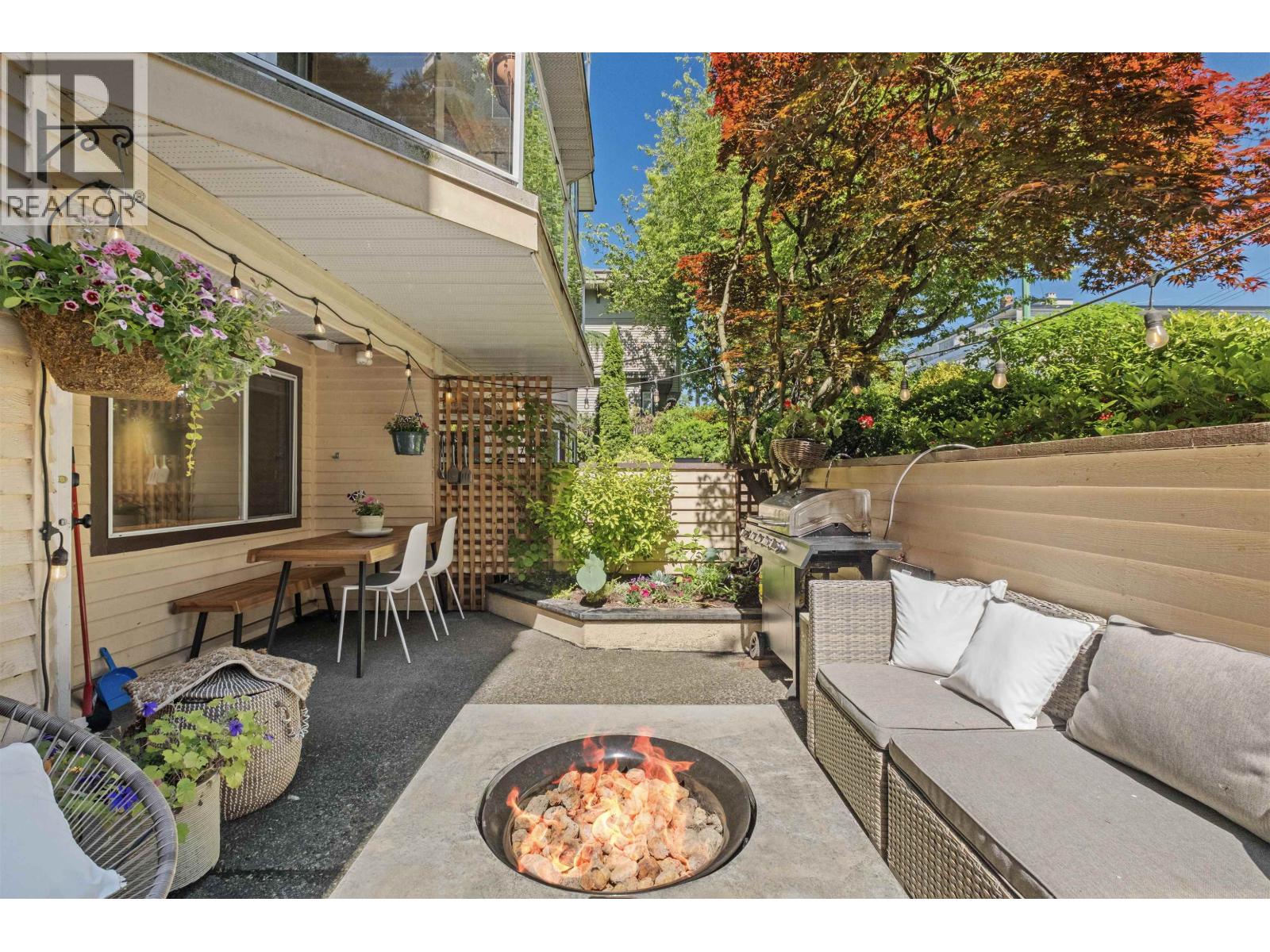 102 123 E 6TH STREET, North Vancouver