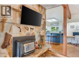Primary Bedroom - 3450 Davidson Road, Ainsworth, BC V0G1A0 Photo 16