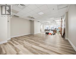 106 - 50 Burnhamthorpe Road W, Mississauga, ON L5B3C3 Photo 30