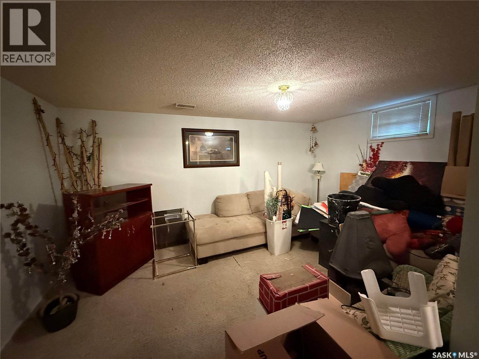 306 Crean CRESCENT - 34