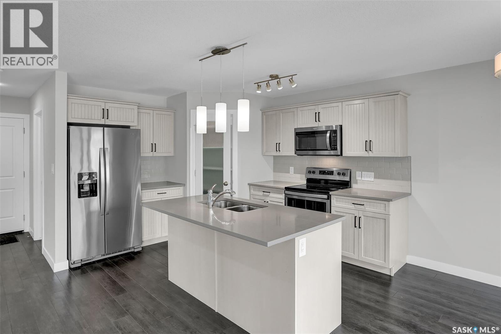 3229 Green Water DRIVE - 10