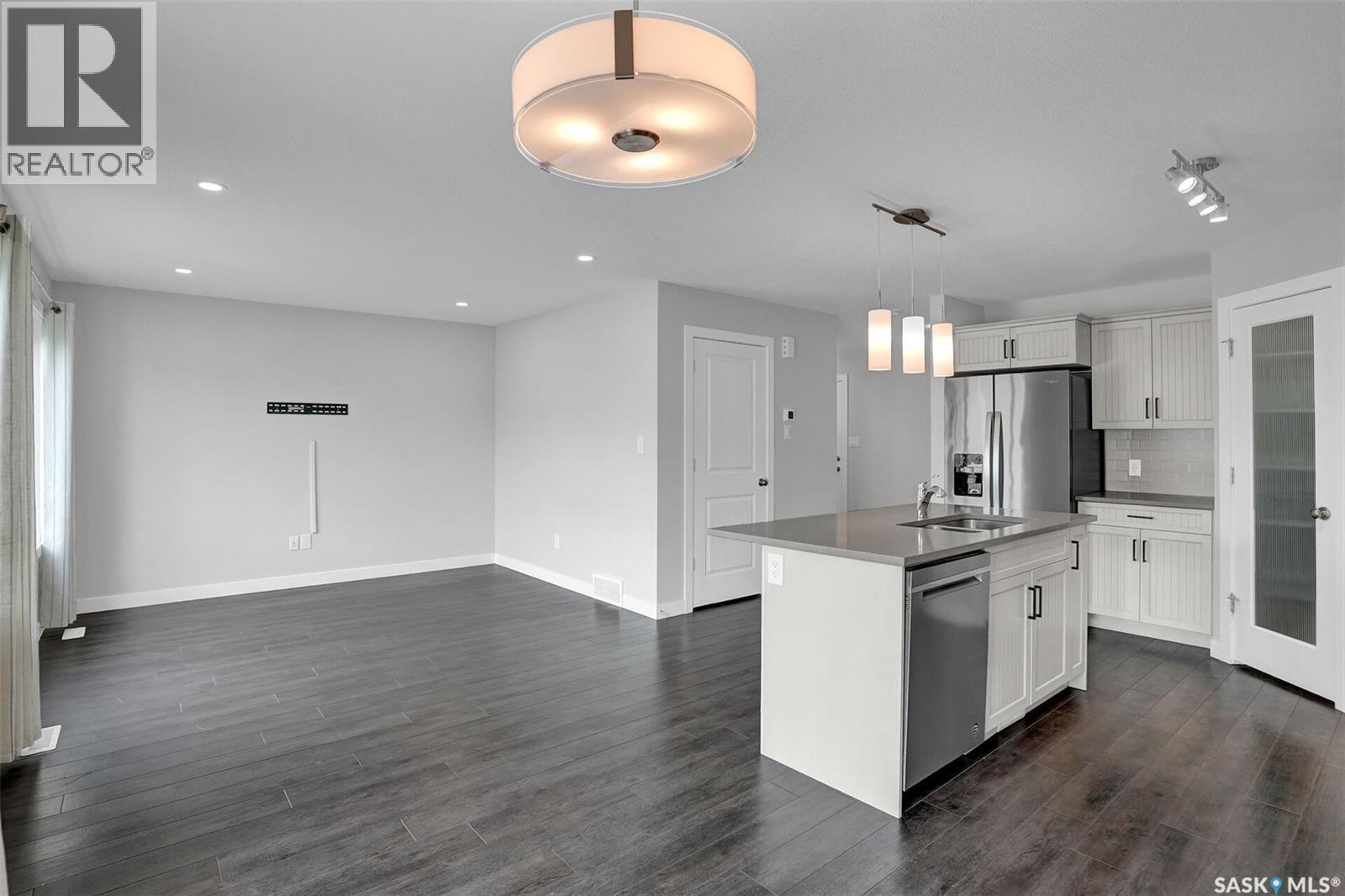 3229 Green Water DRIVE - 11