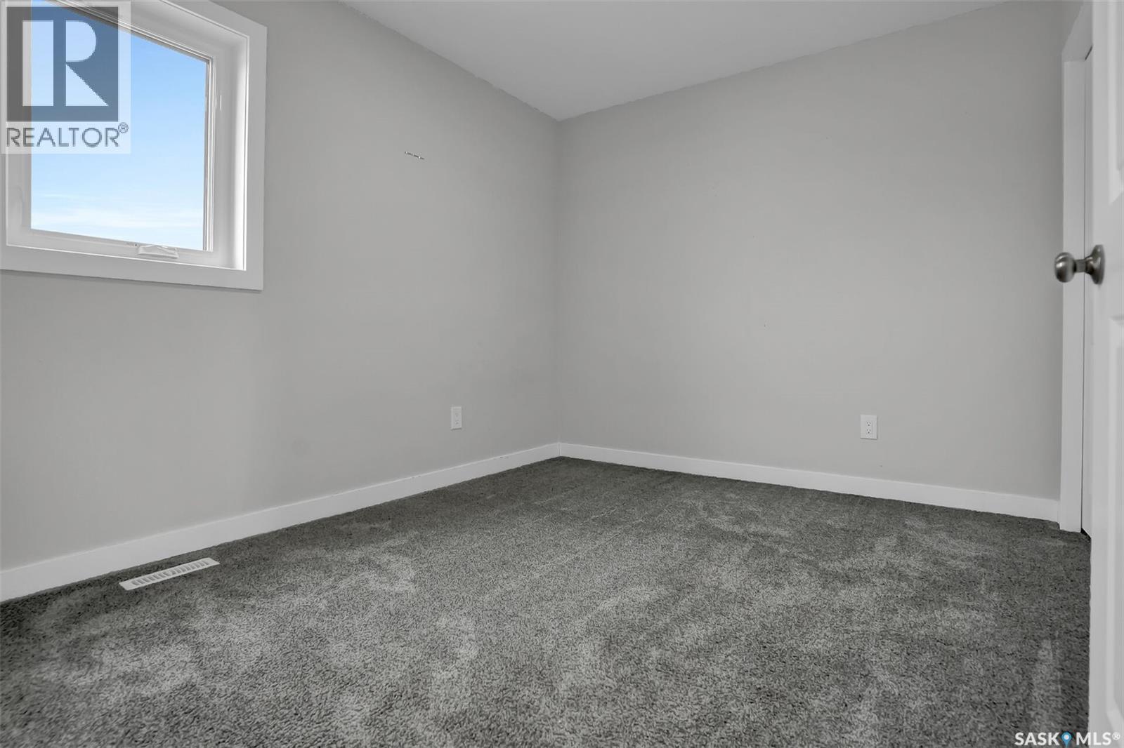 3229 Green Water DRIVE - 24