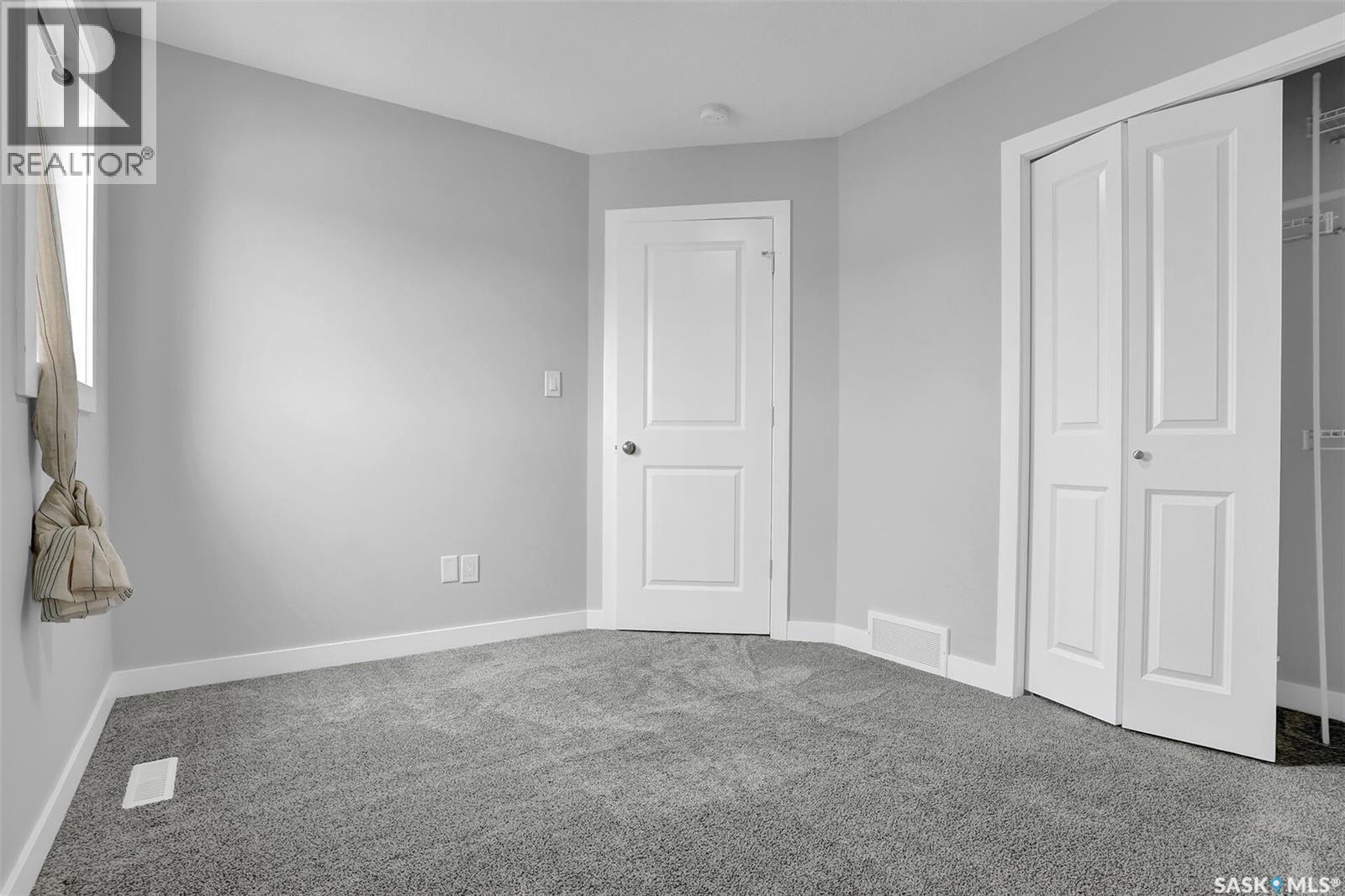 3229 Green Water DRIVE - 27