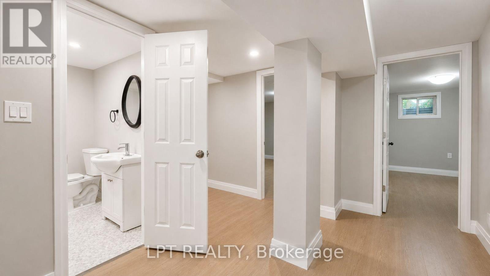 43 NEWBURY DRIVE - 21