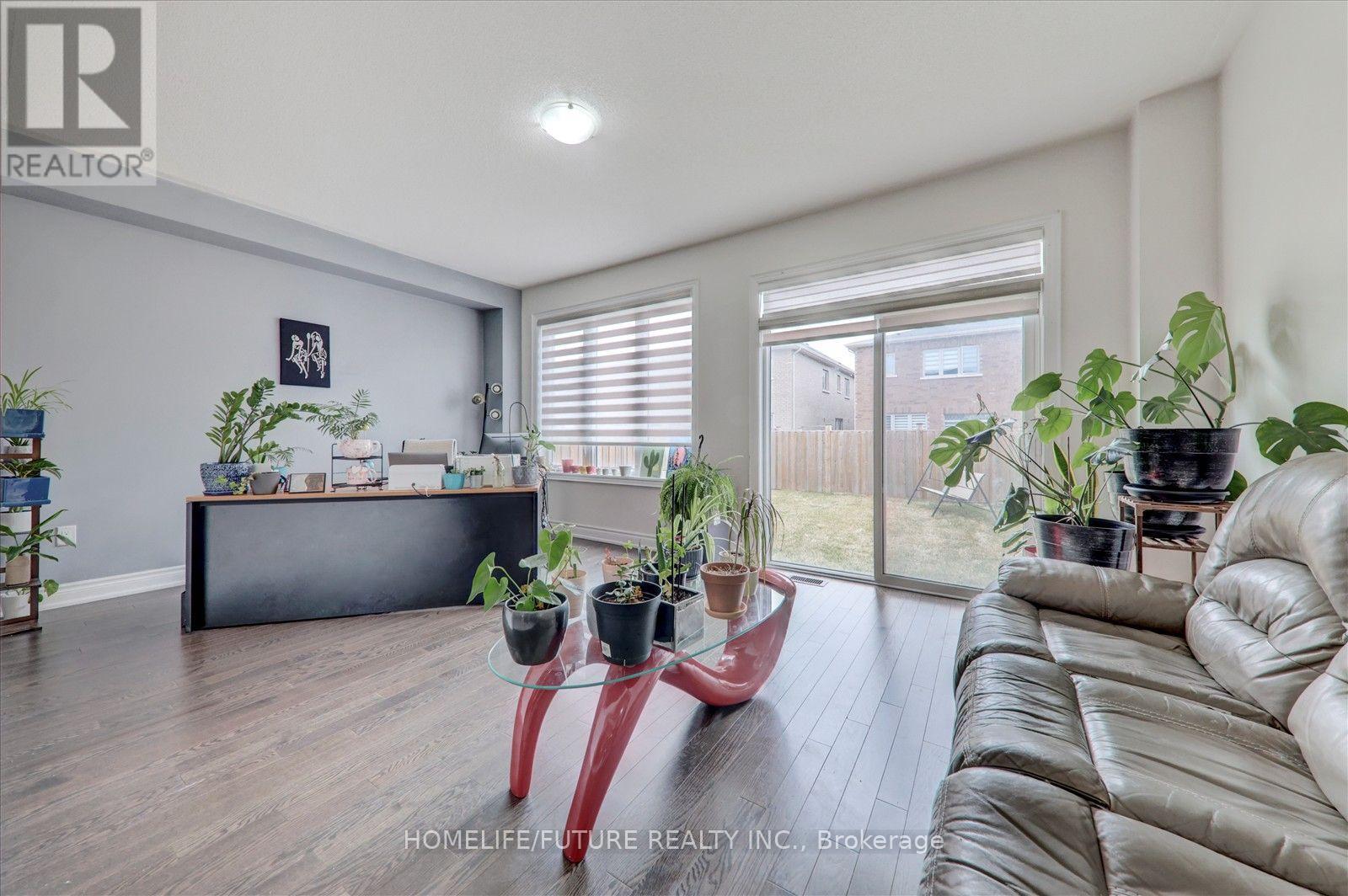 70 MOHANDAS DRIVE - 13