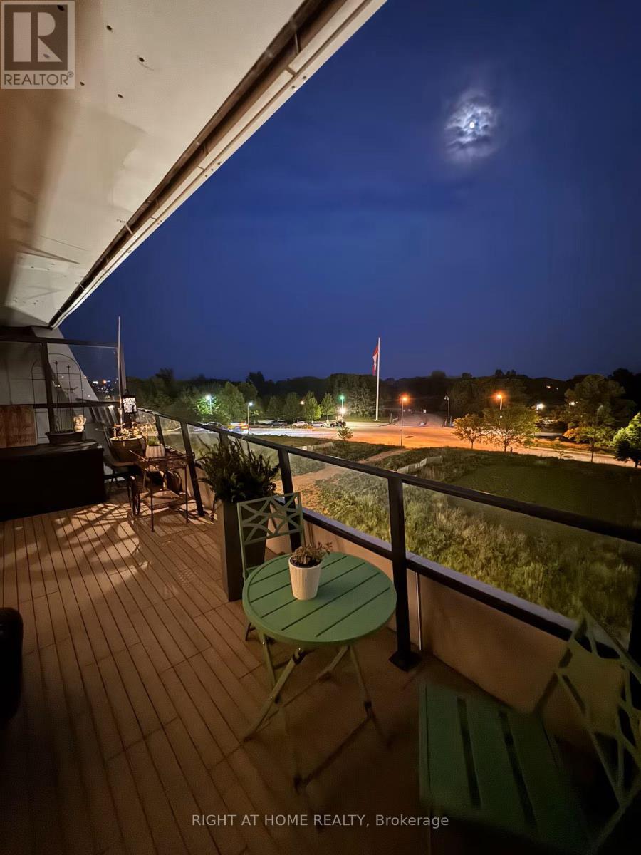 #334 30 SHORE BREEZE DRIVE - 12