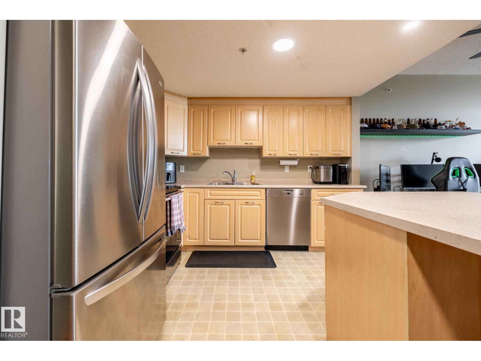 #416 6220 134 AV NW - 8
