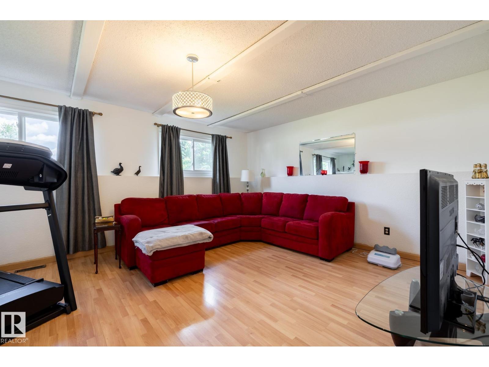 2309 MILLBOURNE RD W NW - 4