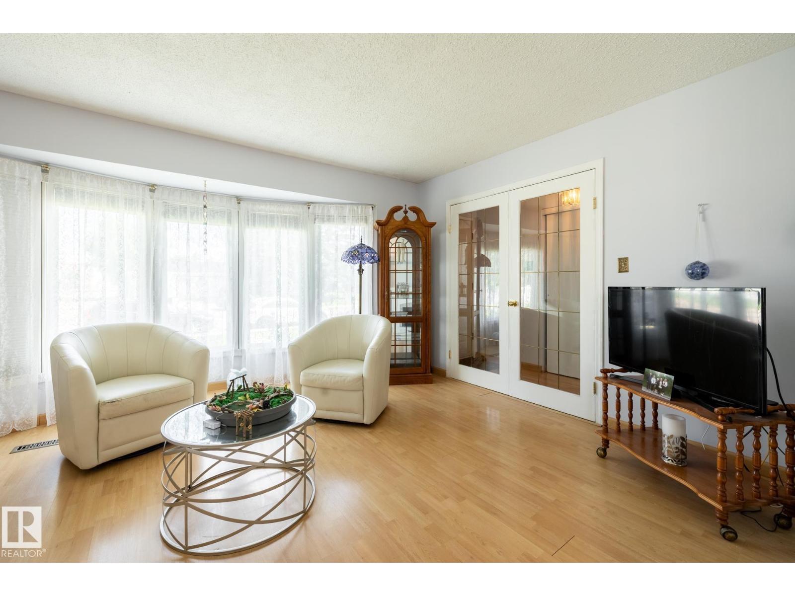 2309 MILLBOURNE RD W NW - 14