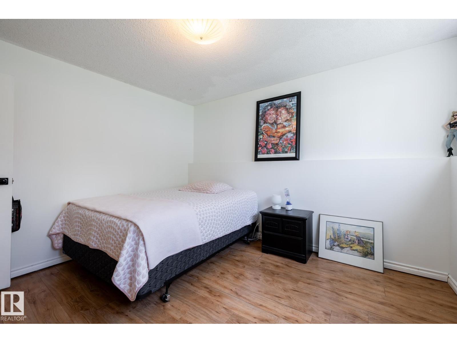 2309 MILLBOURNE RD W NW - 24