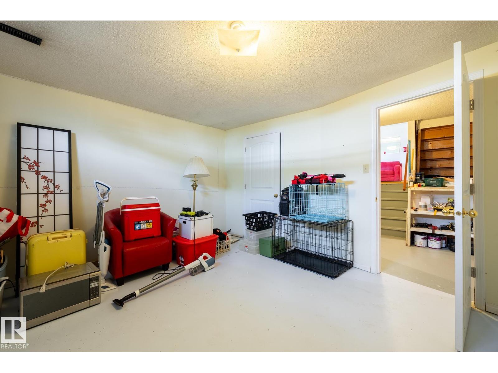 2309 MILLBOURNE RD W NW - 31