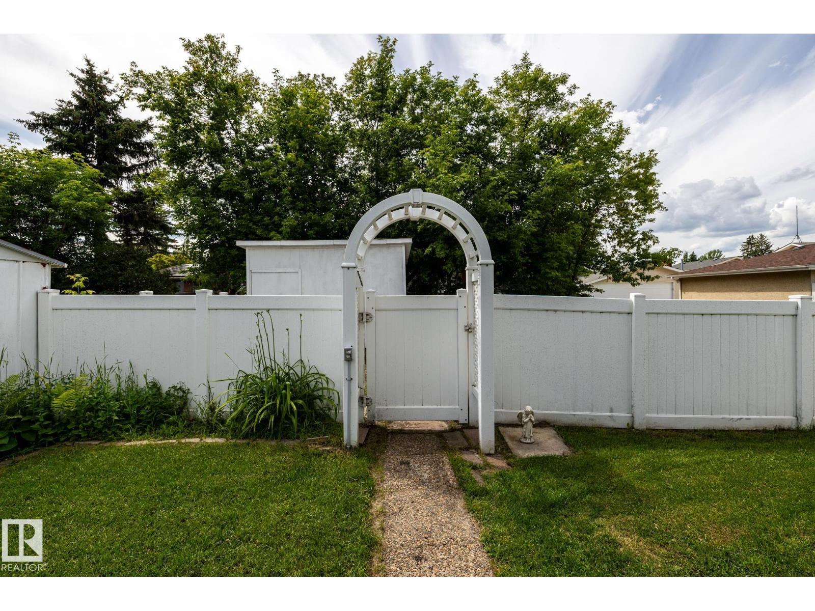 2309 MILLBOURNE RD W NW - 44