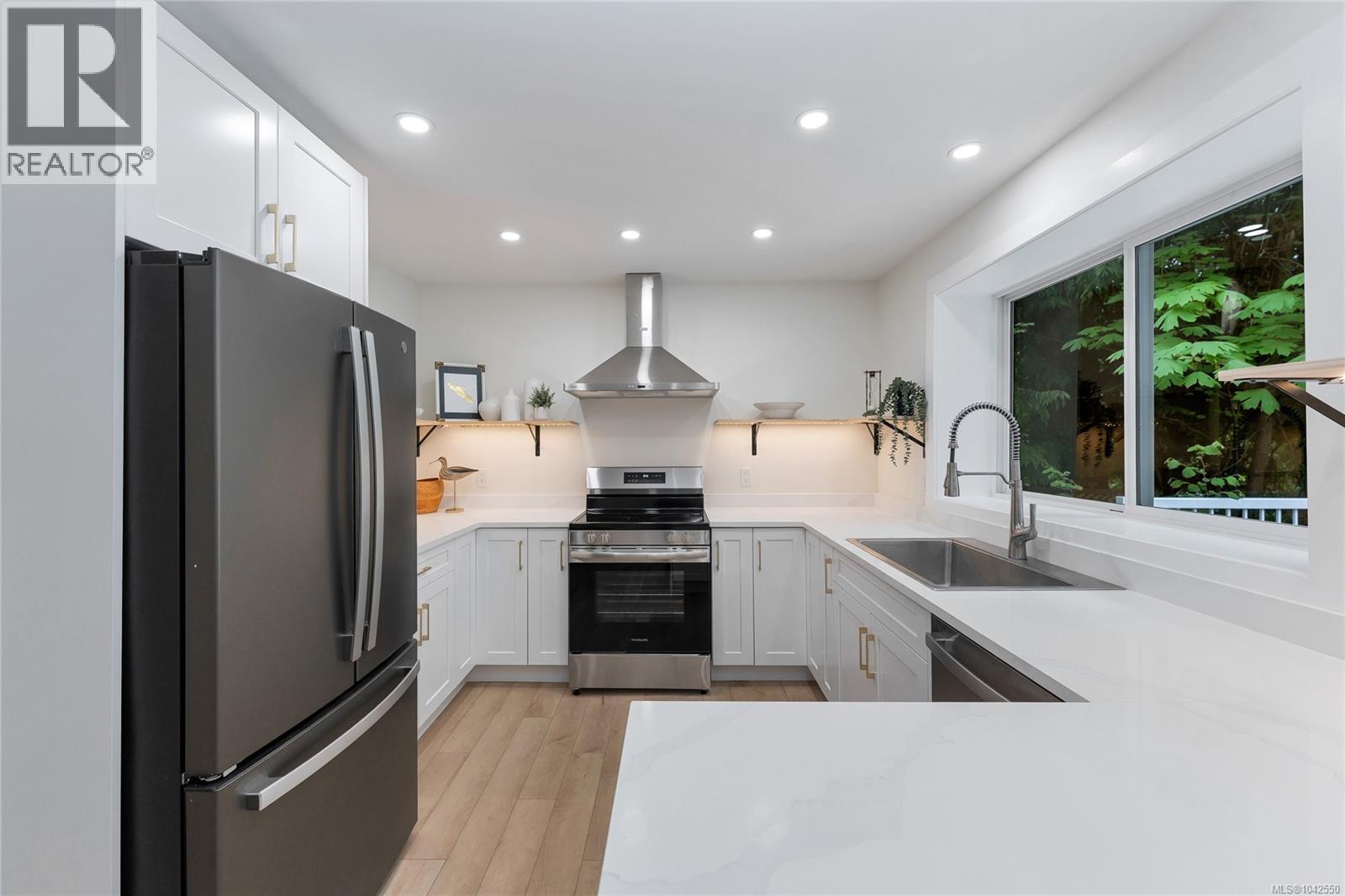 9370 Cottonwood Rd - 12