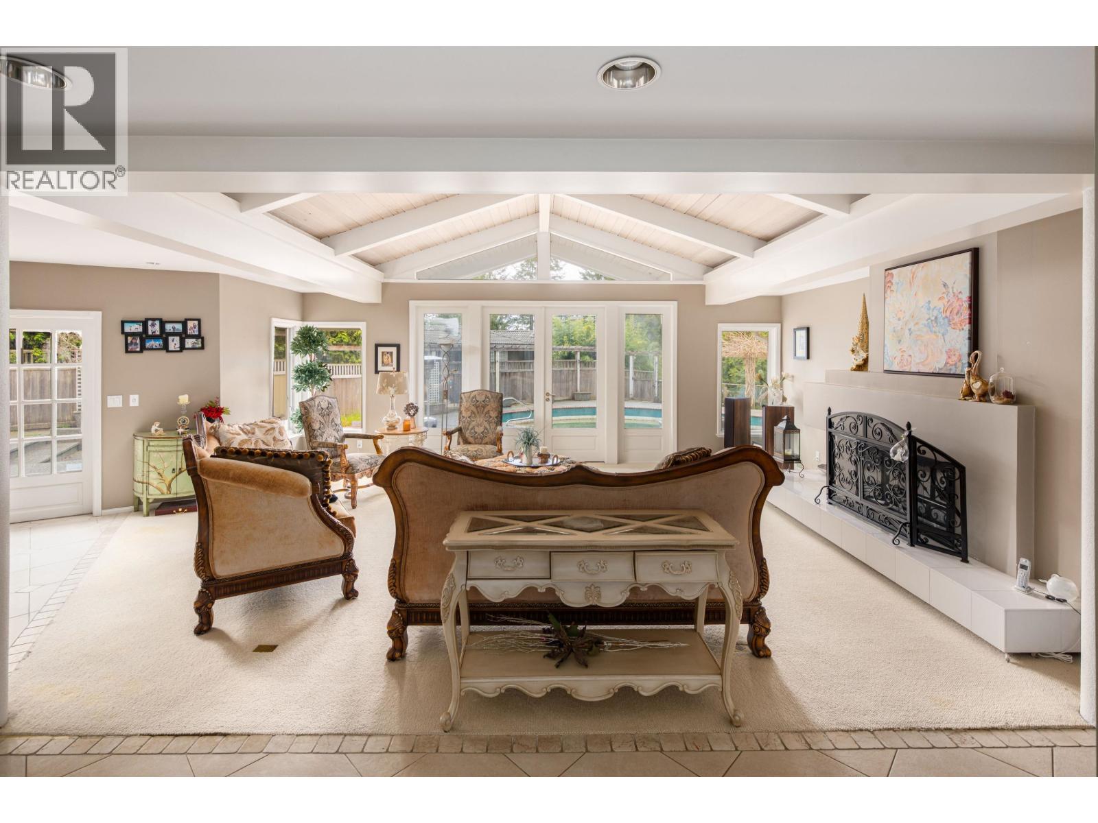 888 PYRFORD ROAD, West Vancouver