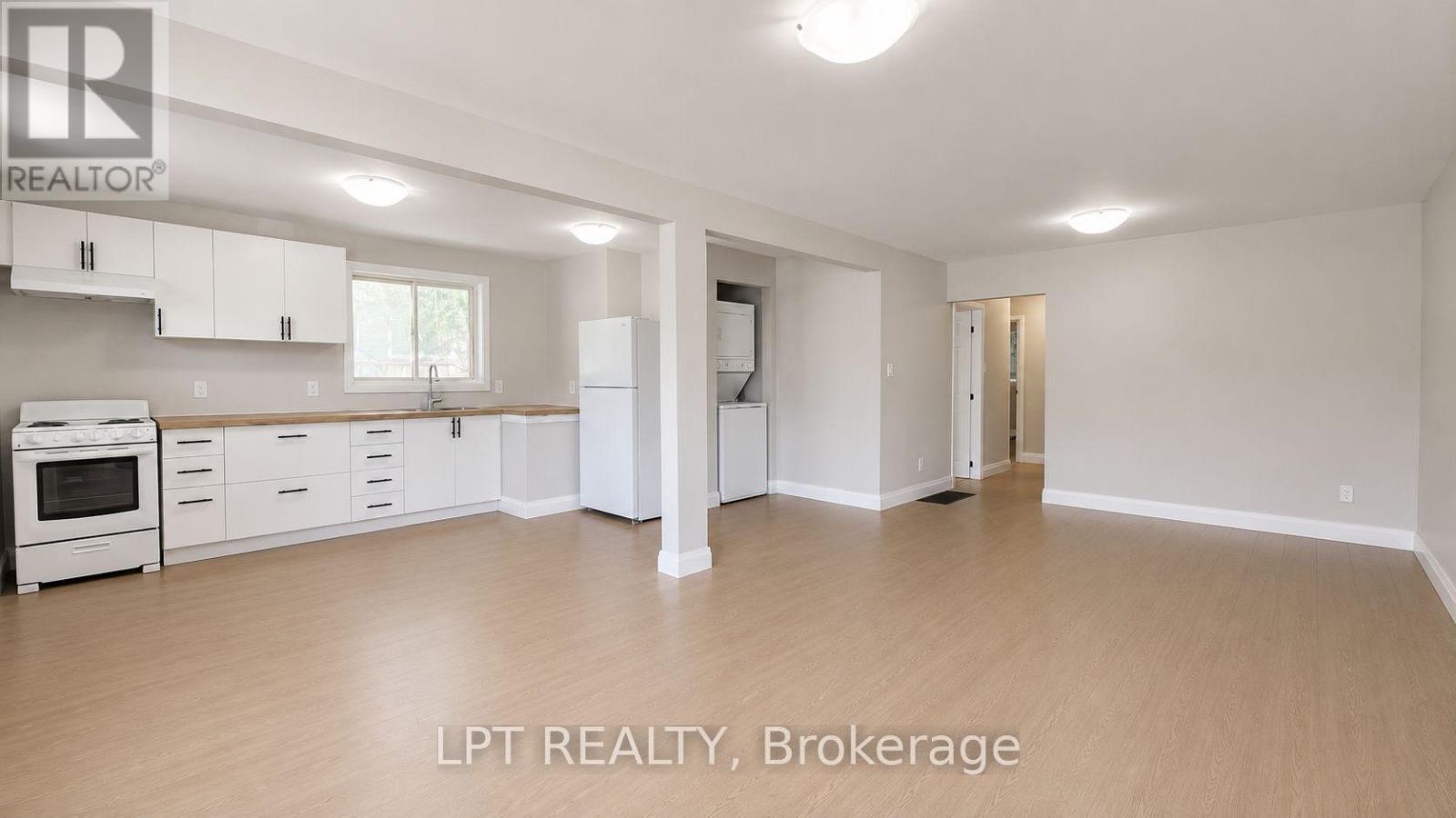 43 NEWBURY DRIVE - 5