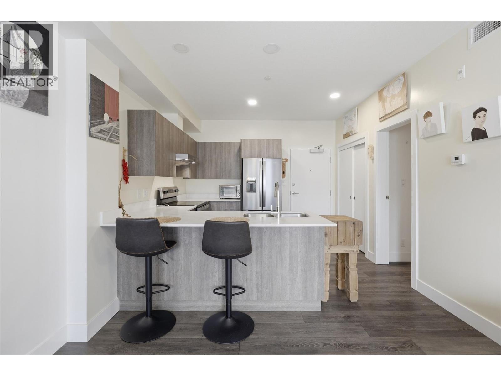 #507 444 ST PAUL Street - 3