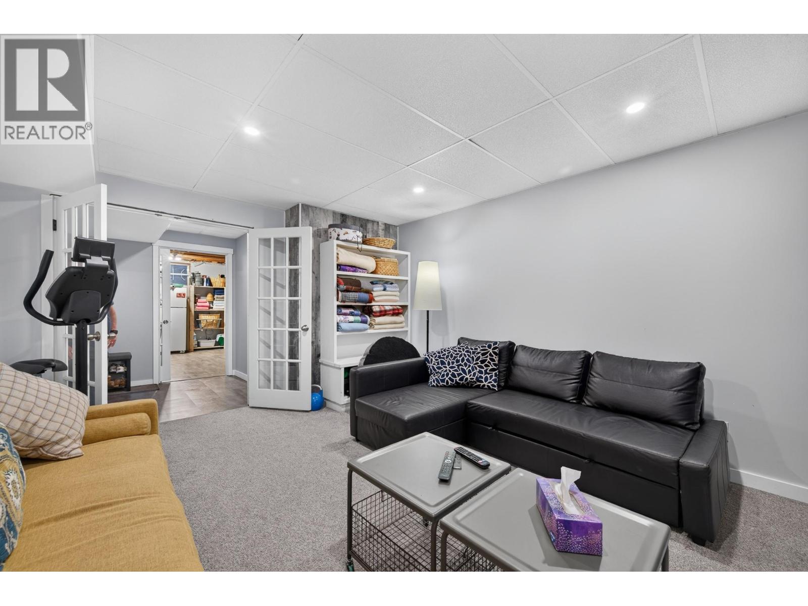 229 Nelson Avenue - 16