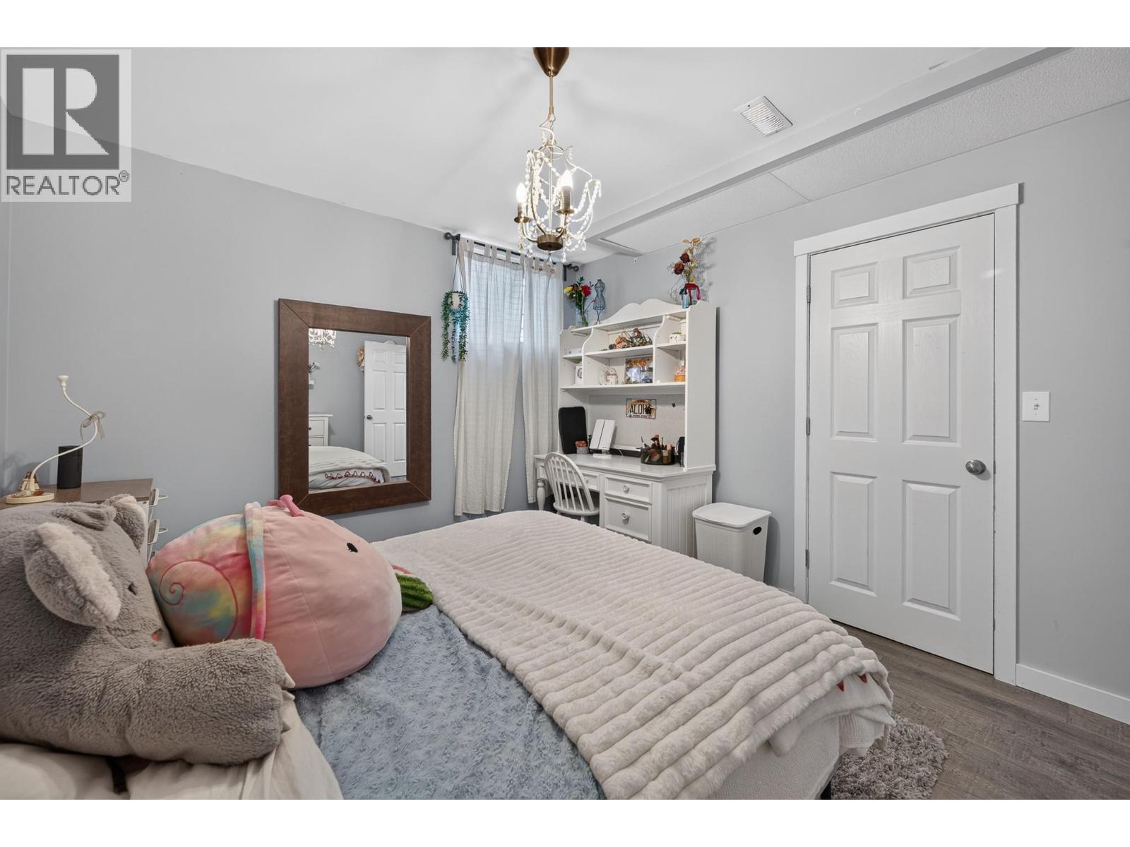 229 Nelson Avenue - 18