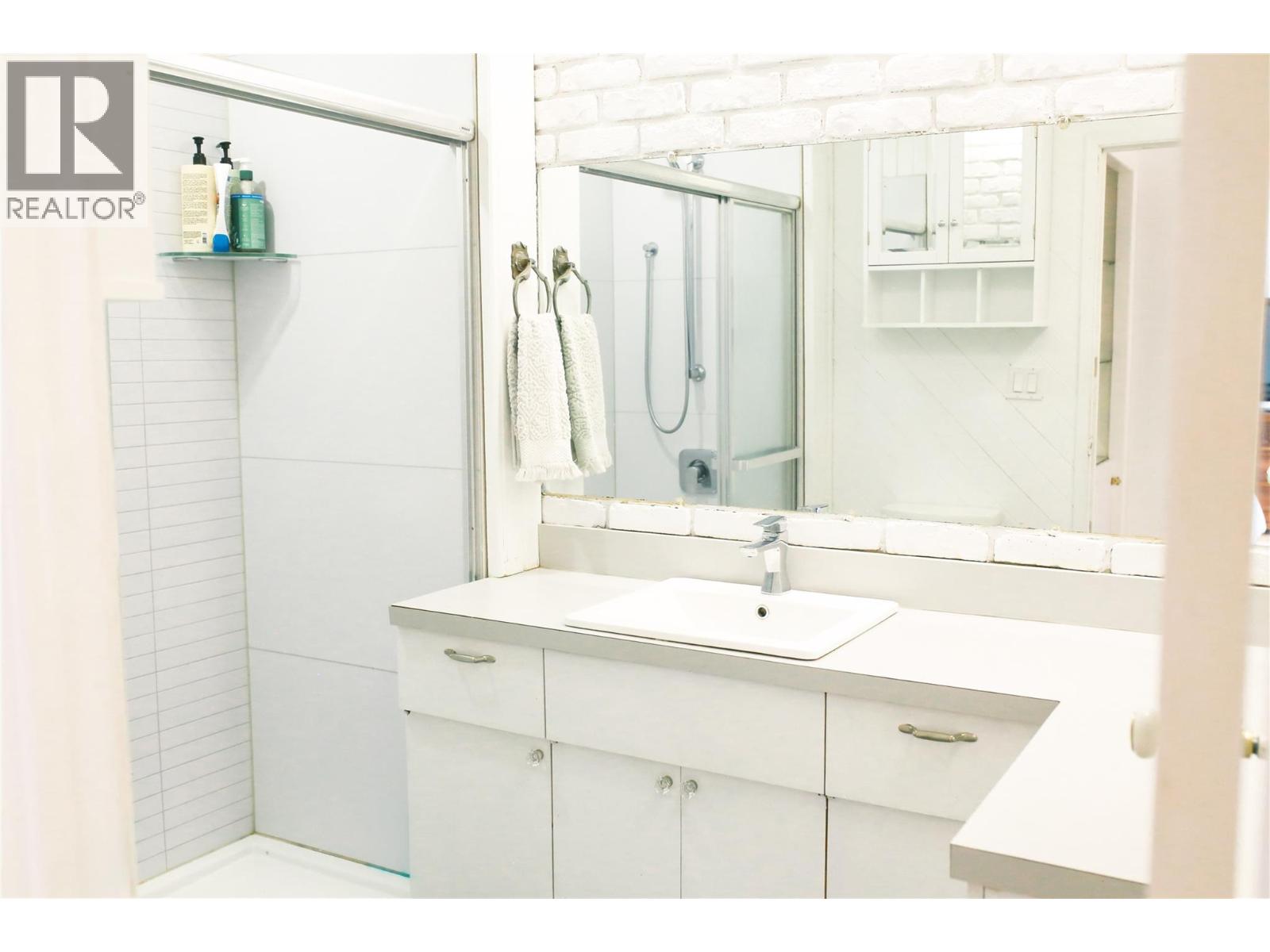 2170 Thompson Avenue, Rossland