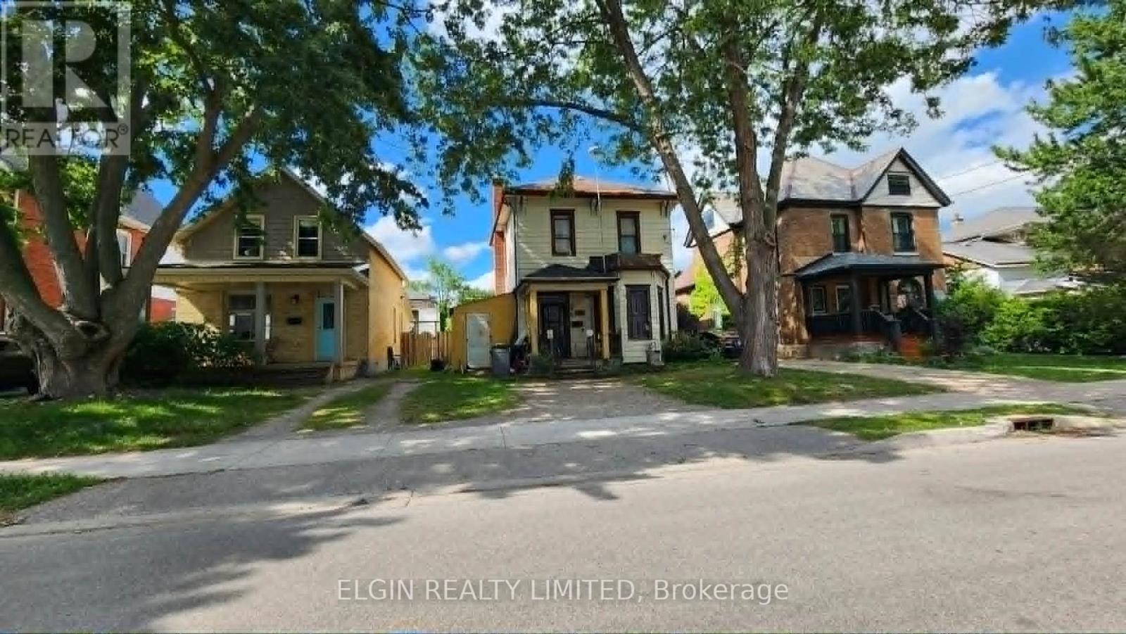 107 GLADSTONE AVENUE - 2